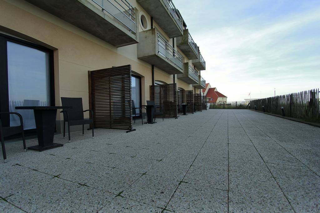 Logis- Hotel De La Baie De Wissant & Appartements Exterior foto